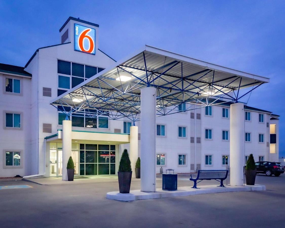Motel 6-Saskatoon, Sk Eksteriør billede